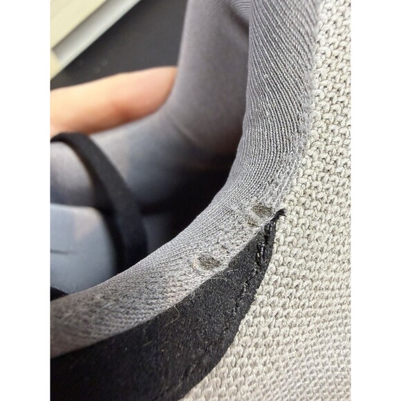 Saucony Men's Triumph 21 Sneakers, Concrete/Blk, 10.5 US, USED Running Shoes - Picture 10 of 13